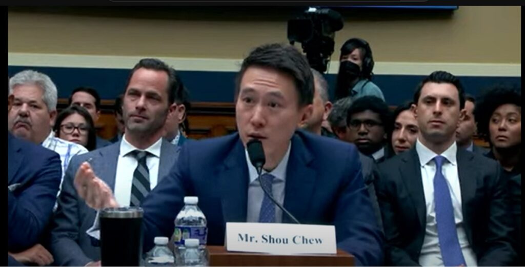 미국 상원 청문회에서 증언하는 틱톡 CEO Shou Chew[틱톡 금지법 대응]